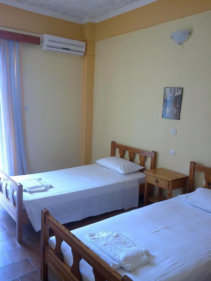Gregory'S Studios Палеокастрица Номер фото