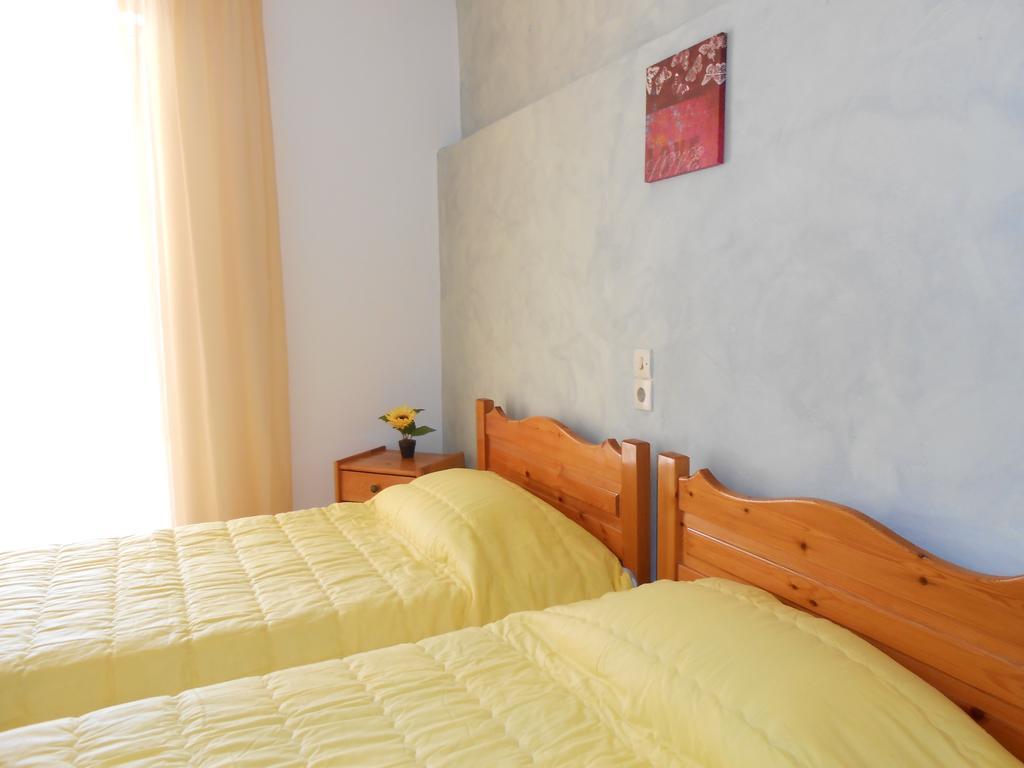 Gregory'S Studios Палеокастрица Номер фото